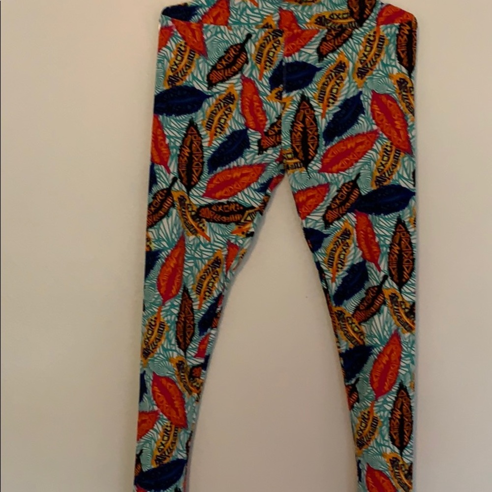 2 for $18! TC leggings with feathers!